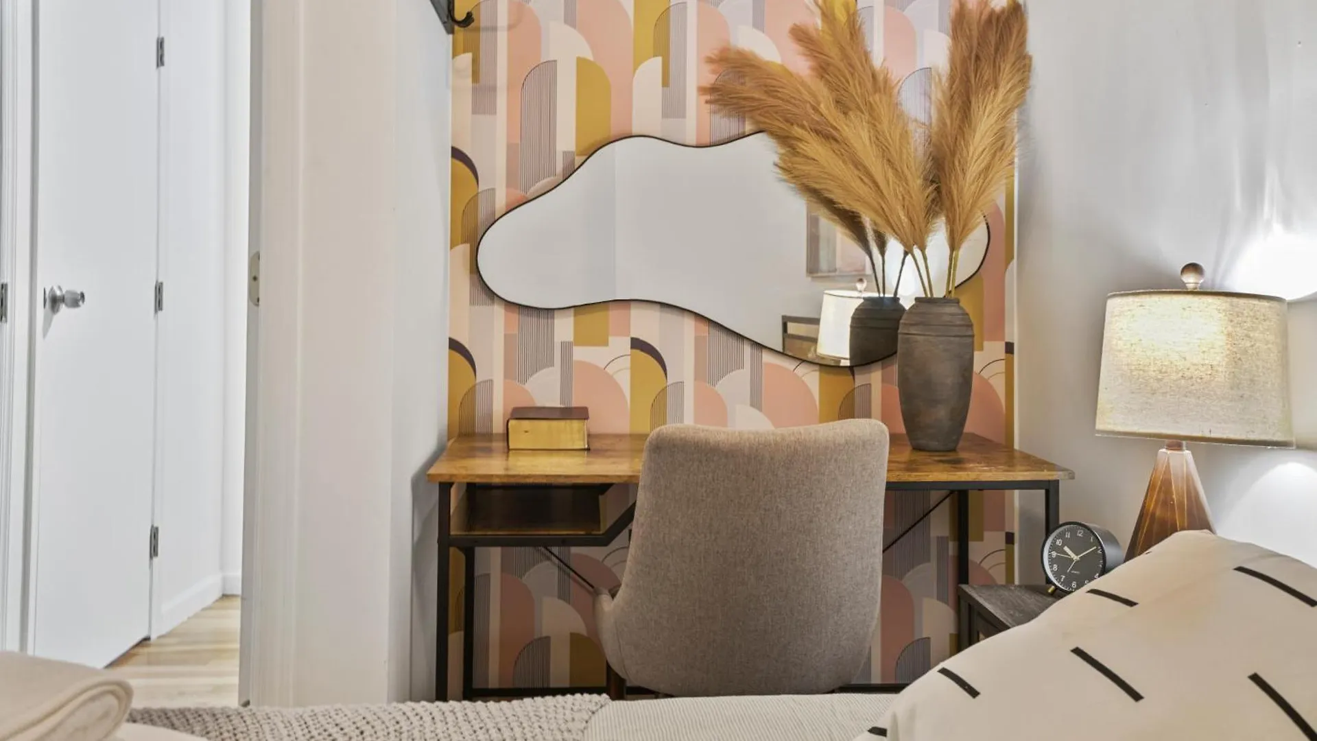 Designer 2 Bedroom Comfort Near Central Park New York
