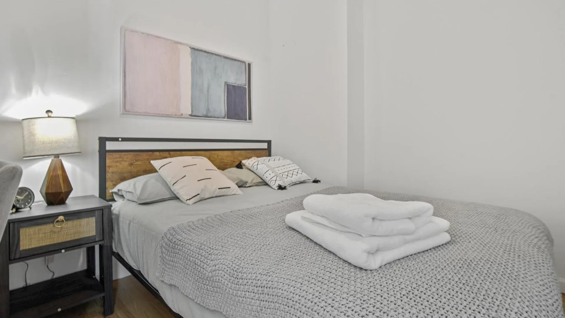 Apartman Designer 2 Bedroom Comfort Near Central Park